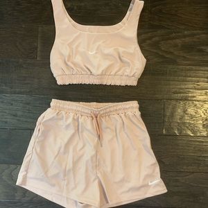 Nike Matching Set. Size M.